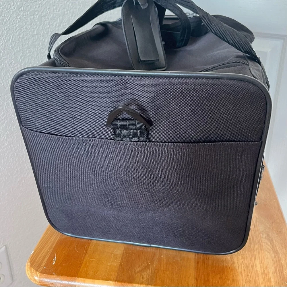 Petmate durable black